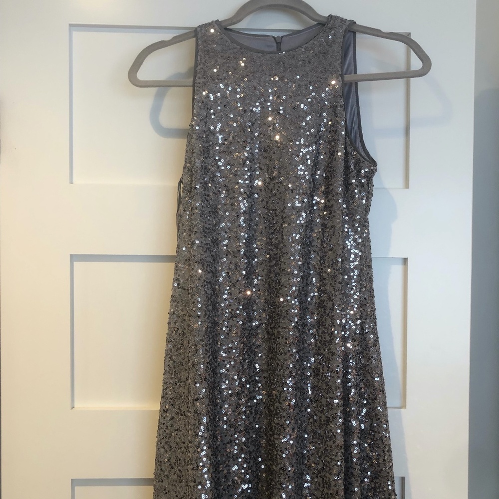 Eliza J Sequin Grey Short Dress (M)